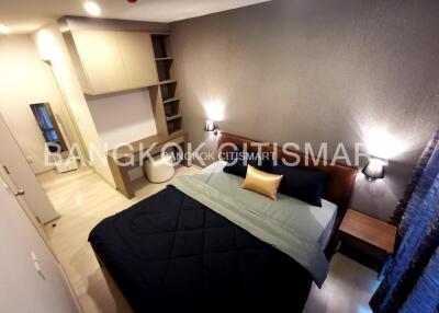 Condo at Life Asoke for rent