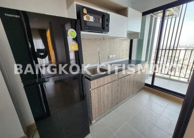 Condo at Supalai Loft Prajadhipok-Wongwian Yai for sale