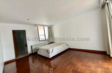 4 Bedrooms Penthouse Apartment with Huge Terrace For Rent - Asok BTS