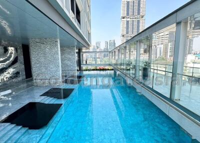 2 Bedrooms Condo for rent at BEATNIQ Sukhumvit 32 - Phrom Phong BTS