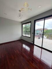 Modern Villa with 3 Bedrooms in Kathu for Rent