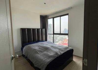 Spacious Bedroom with Large Window