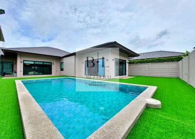 Backyard with swimming pool