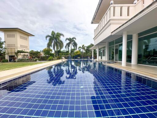 5 Bedrooms House East Pattaya H011729