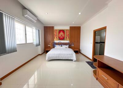 5 Bedrooms House East Pattaya H011729