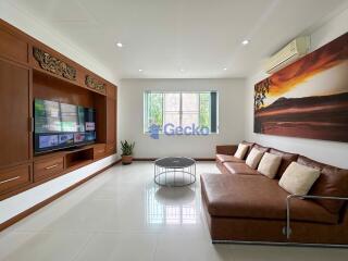 5 Bedrooms House East Pattaya H011729