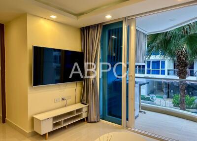 Exclusive  2 bedroom Grand Avenue