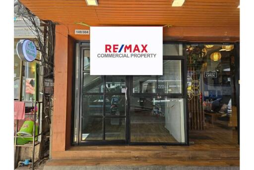 Retail space for RENT near BTS Phra Khanong, Bangkok (2 shop-buildings)