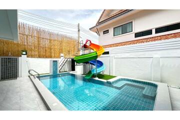 Pool villa for rent