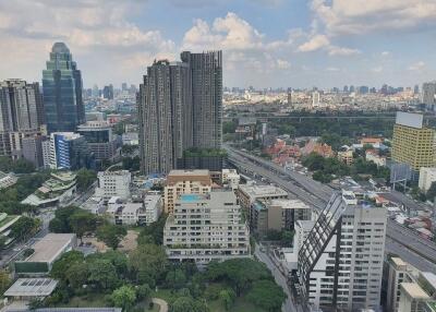 Noble Ploenchit