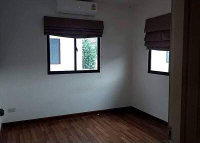 Townhouse for Rent at Pruksaville 73 Phatthanakan