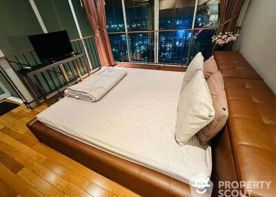 1-BR Condo at The Emporio Place near BTS Phrom Phong