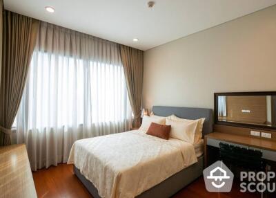 3-BR Condo at Bright Sukhumvit 24 Condominium near MRT Queen Sirikit National Convention Centre (ID 515311)