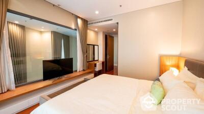 3-BR Condo at Bright Sukhumvit 24 Condominium near MRT Queen Sirikit National Convention Centre (ID 515311)