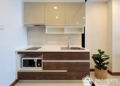 1-BR Condo at Supalai Premier Charoen Nakhon near BTS Krung Thon Buri