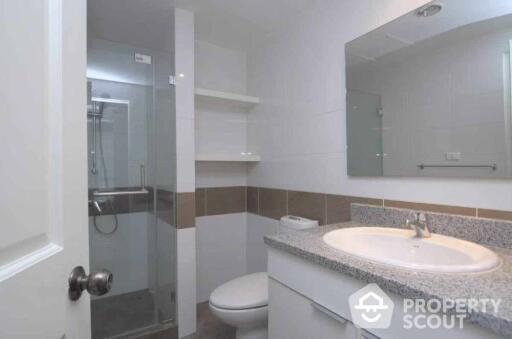 2-BR Condo at Serene Place Sukhumvit 24 Condominium near BTS Phrom Phong