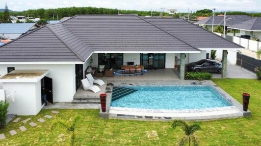 Highland villas luxury pool villa for sale Hua Hin