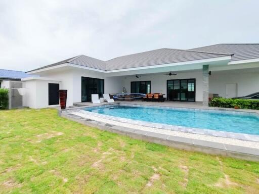 Highland villas luxury pool villa for sale Hua Hin