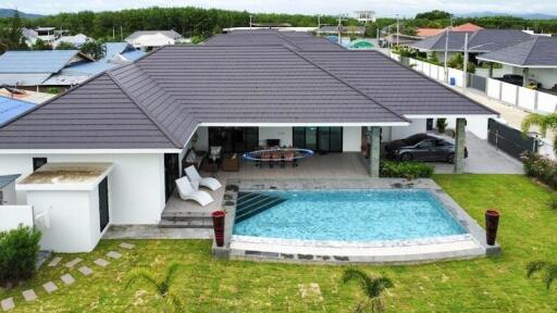 Highland villas luxury pool villa for sale Hua Hin