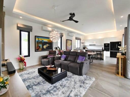 Highland villas luxury pool villa for sale Hua Hin