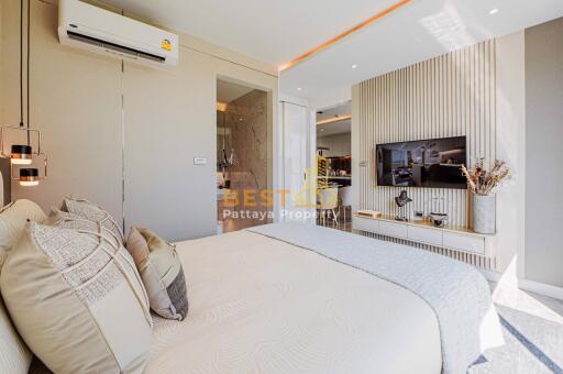 2 Bedrooms Condo in The Coral Pattaya North Pattaya C011960