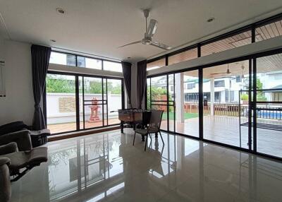 3 Bedrooms House In Jomtien Yacht Club 3 Near Jomtien Beach