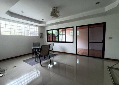 282 ตรม., 3 ห้องนอน, 4 ห้องน้ำ บ้าน ราคา ฿ 9,900,000