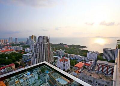 Luxury Penthouse For Sale or Rent On Pratumnak