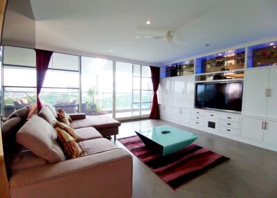 Luxury Penthouse For Sale or Rent On Pratumnak