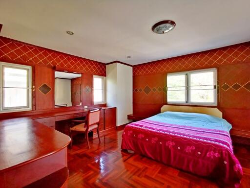 3 Bedrooms For Sale/Rent near Jomtien Beach