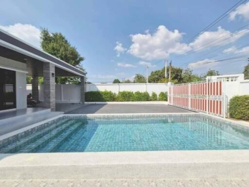 POOL VILLA FOR SALE HAUI YAI