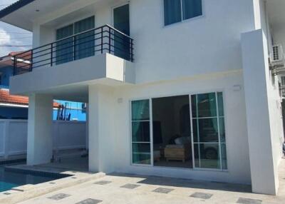Large Pool villa for rent and sale