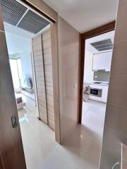 Sea view Condo For Sale At Riviera Jomtien