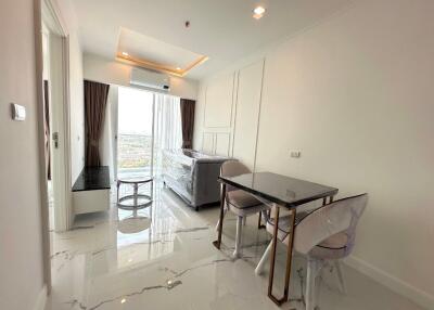 Brand New Condo Empire Jomtien