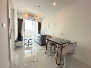 Brand New Condo Empire Jomtien