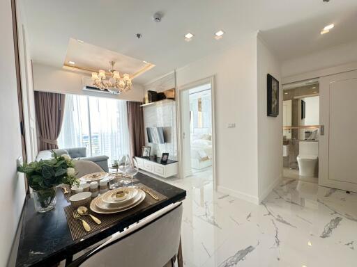 BRAND NEW CONDO  EMPIRE TOWER JOMTIEN