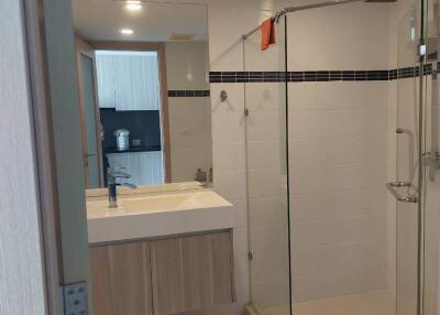 Studio 1bedroom Condo for sale at Wong Amat