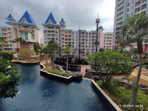 2 bedroom Condo For Sale