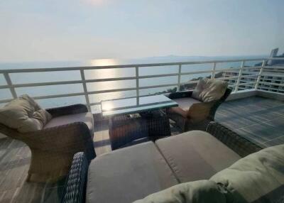 Beachfront Condo For Sale at View Talay 7