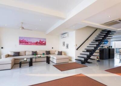 Duplex for Sale at Jomtien Plaza Condotel