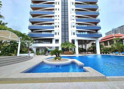 Luxury Beachfront Condo For Sale on Pratumnak