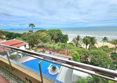 Luxury Beachfront Condo For Sale on Pratumnak