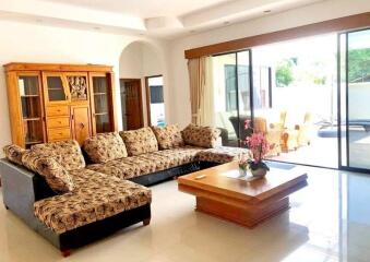 Pool Villa For Rent in East Pattaya