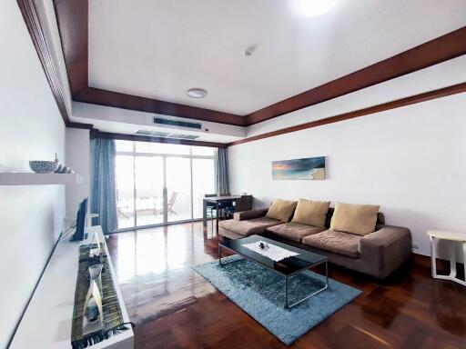 Sea View Condo For sale at Jomtien Complex