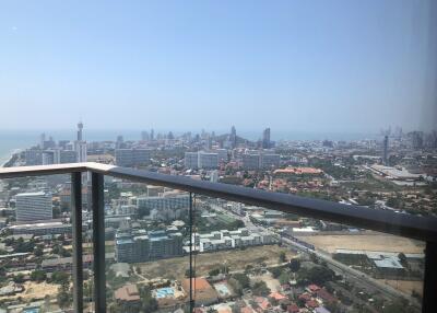 Luxury Condo For Sale in Jomtien Beach