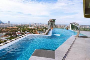 Luxury Condo For Sale in Jomtien Beach