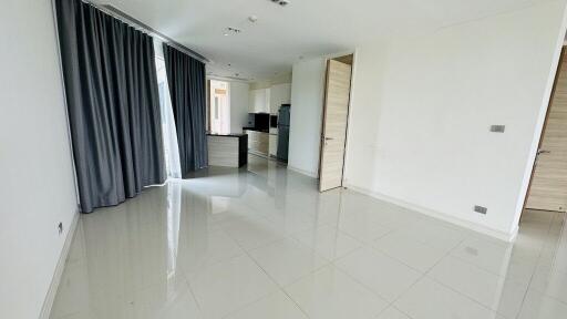 Luxury Sea View Condo For Sale at Reflection Jomtien