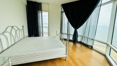 Luxury Sea View Condo For Sale at Reflection Jomtien