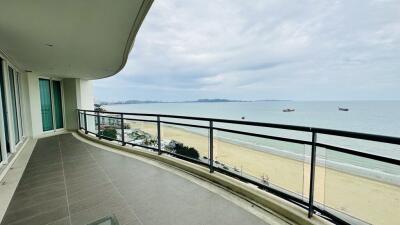 Luxury Sea View Condo For Sale at Reflection Jomtien
