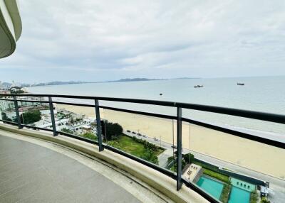 Luxury Sea View Condo For Sale at Reflection Jomtien